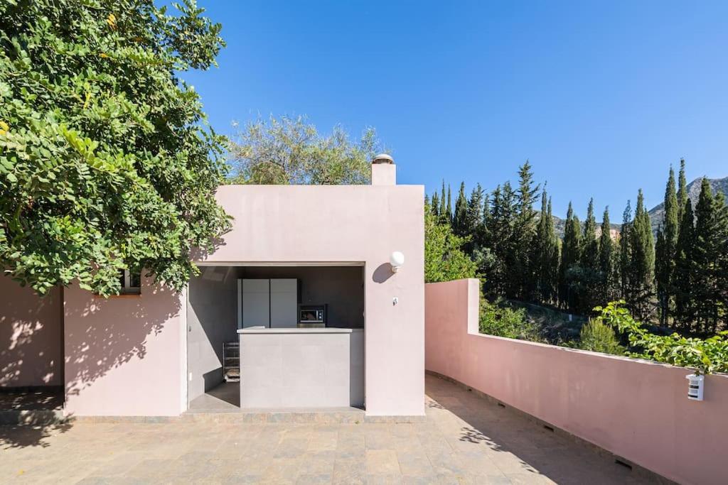 Villa In Benalmadena Pueblo Kültér fotó